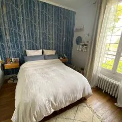 Chambre privée à 12 mn de Paris - Maison de ville