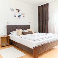 Apartmani Zvirac