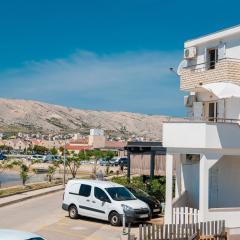 Apartments with parking space Pag - 22605