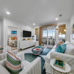 Newly Renovated Professionally Decorated Gulf Views! Pool & Beach Access