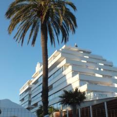 Apartamento en Rosas Santa-Margarita, con vistas al mar, piscina, y acceso directo a la playa - ES-204-42