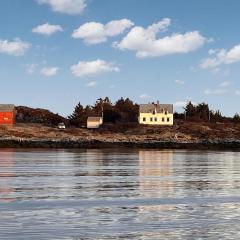 Nice Home In Smøla With House Sea View