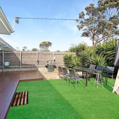 The Starfish Cottage - 250m to bay beach