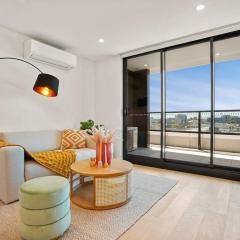 Brand New Box Hill Central Executive w pool+gym