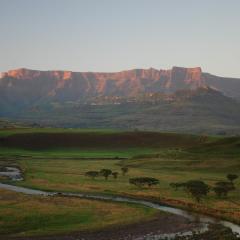 Hlalanathi Drakensberg Resort