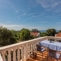 Lovely Apartment In Potocnica With Wifi