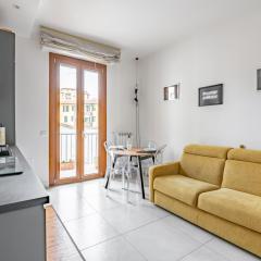 Maragliano and San Jacopino Flat with Balcony