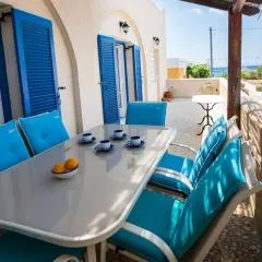 Traditional top floor 90 meters from the beach