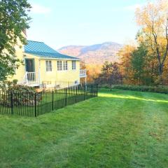 6 Minute Walk to MT Top Inn 4 BR Pets OK & Grill