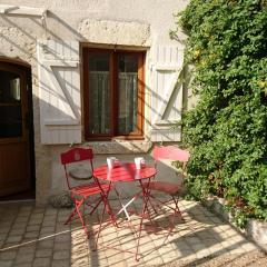 Gîte Cour-sur-Loire, 4 pièces, 6 personnes - FR-1-491-392