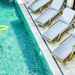 Virginia villa 4BR 5min walk to beach with assistant villa and pick up from airport and security