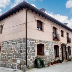 8 bedrooms house with furnished terrace at Cenicientos