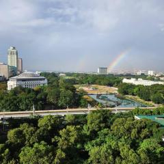 Manila Condo Luneta LRT UN Taft Ave Wi-Fi Netflix