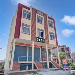 OYO Samrat P Guest House