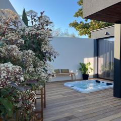 Lodge Valbelle, maison indépendante avec jacuzzi