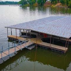 Lakeshore Cabin 2 dock, boat slip and patio