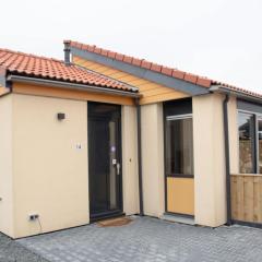 Wellness Bungalow with whirlpool and sauna