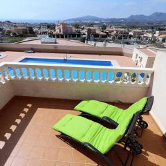 El Cid apartamento soleado vista panorámica al mar y piscina comunitaria