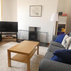 Central 2-bed flat in Edinburgh