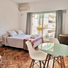 Imperdible en Recoleta para 2 - Con balcón, todo luz!