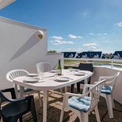Appartement Duplex 50m² à Carnac avec Piscine Chauffée, Proche Plages pour 6 Personnes - FR-1-477-63