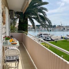 Dinka Old Town Apartment with sea view