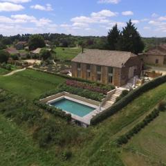 Country house with swimming pool