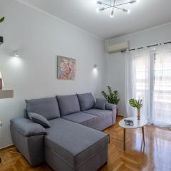Lovely and Modern 3bd apartment close to Ampelokipoi metro