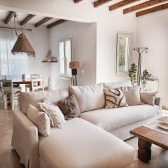 The Mykonos House - Newly Renovated Villa Near Town