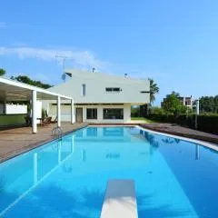 Villa Temptation