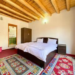 Sumrolee Guest House