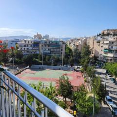 Bachelor Penthouse with Roof Garden access, 15 m walk to Acropolis