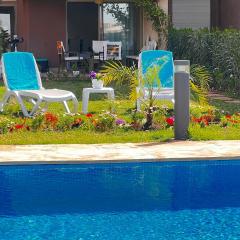 Appartement de Luxe avec Jardin Vue sur la Piscine Golf Securise 24h sur 24 a 5 Minutes de l Aeroport