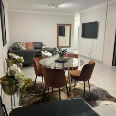 Lovely 2 bedroom apartment suitable for a family