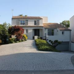 La Rochelle Charmante maison avec Piscine