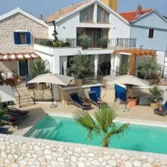 Meladonia - Luxury Villas