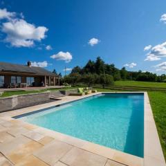 Berkshire Vacation Rentals: Private Oasis: 16 Acres Pool