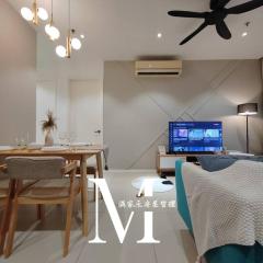 Arcoris Mont Kiara 18# Main Street # Walking Distance Sunway 163# 2 Bedroom Balcony 2-4Pax