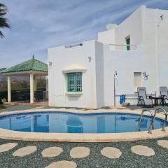 Remarkable 7 bed Villa with private pool