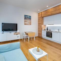 Cozy McDonalds apartment by Polo Apartments