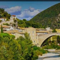 Appartement moderne à Nyons - 60 m² - Vue montagne