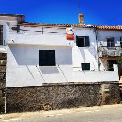 Maison typique Portugais.