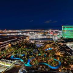 MGM Signature-20-608 1Br 2Ba Balcony Jacuzzi Suite