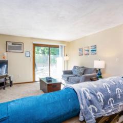 Countryside Cottages near Lake Bella Vista