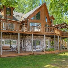 Lakefront 5BR Cabin on Big Crooked Lake w Pontoon