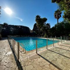 A013-Apt vue mer avec piscine et terrasse