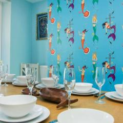 Mermaid Townhouse- by Brighton Holiday Lets