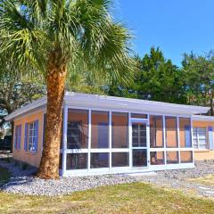 Mai Taid Beach House 1 Minute Walk to Beach