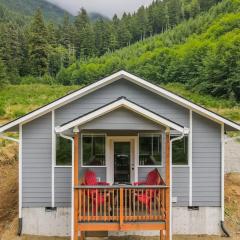 Nehalem Coastal Oasis - Secluded Coastal Home with Hot Tub on 14 Acres