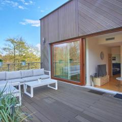 Golden Tulip Penthouse 53